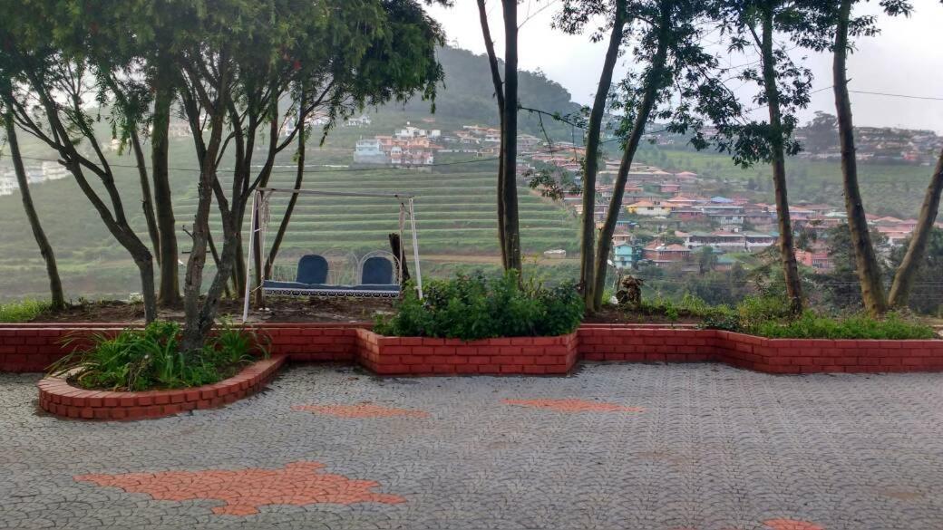 Magic Mist Resort Udagamandalam Exterior foto